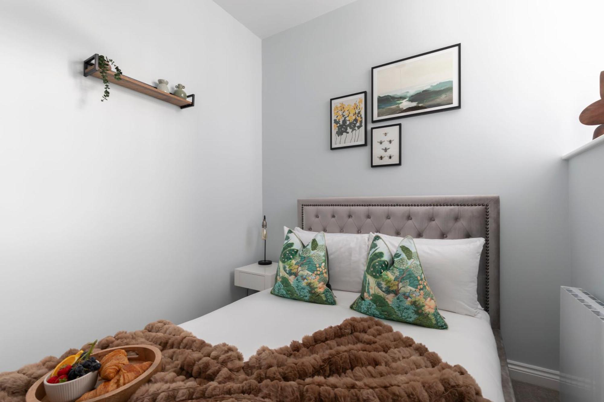 Elliot Oliver - Stylish 2 Bedroom Town Centre Apartment Cheltenham Exteriér fotografie