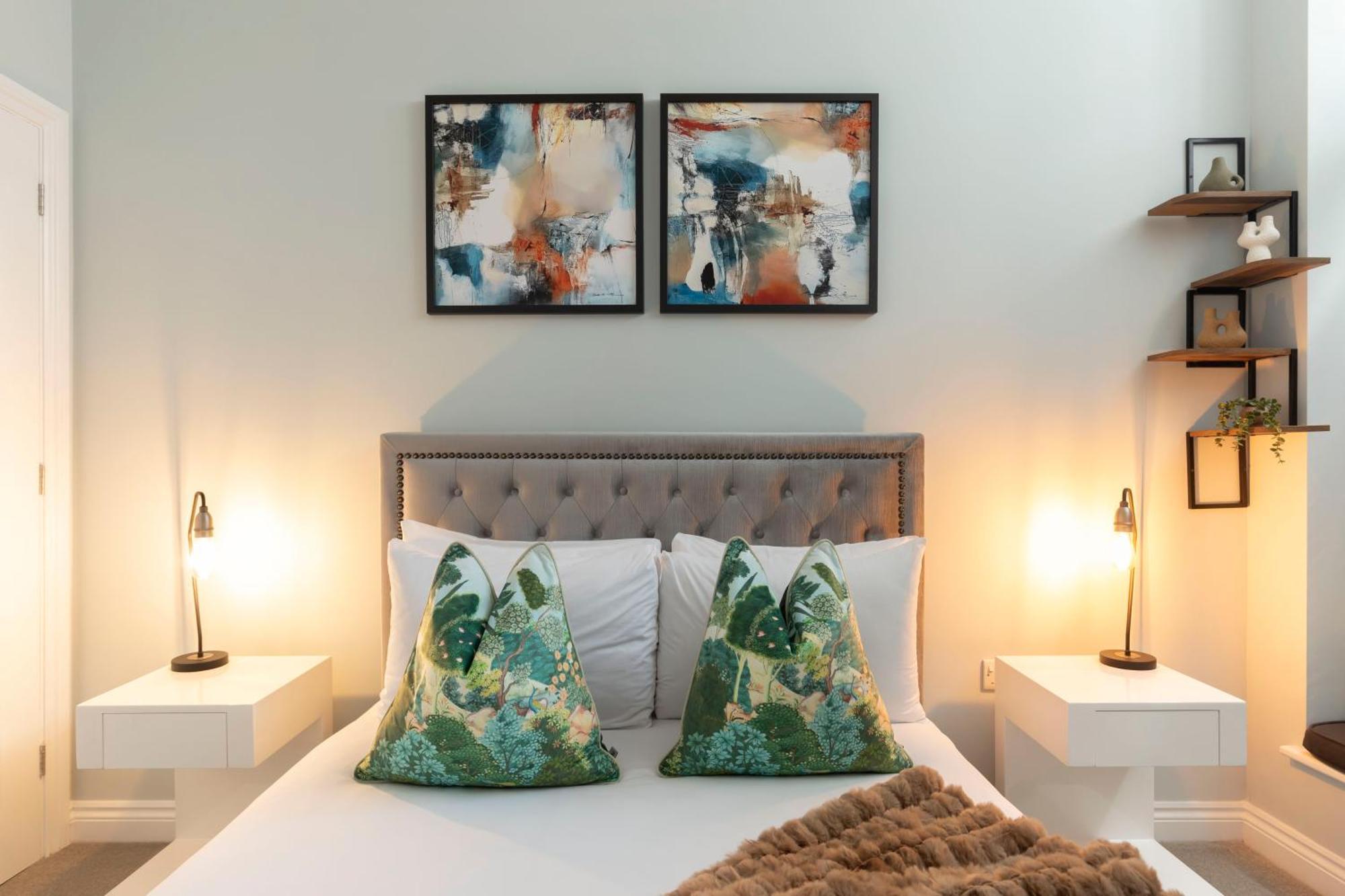 Elliot Oliver - Stylish 2 Bedroom Town Centre Apartment Cheltenham Exteriér fotografie